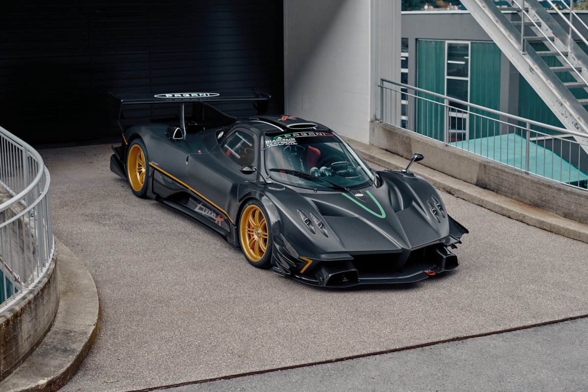 Pagani Zonda r