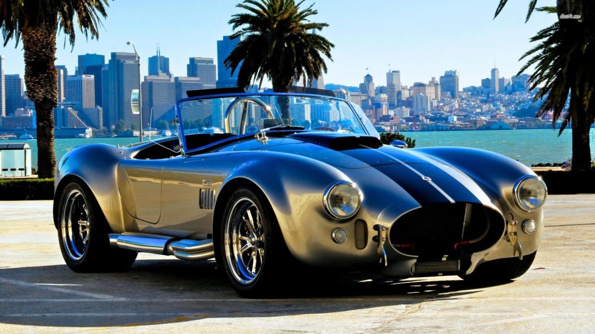 Машина AC Cobra