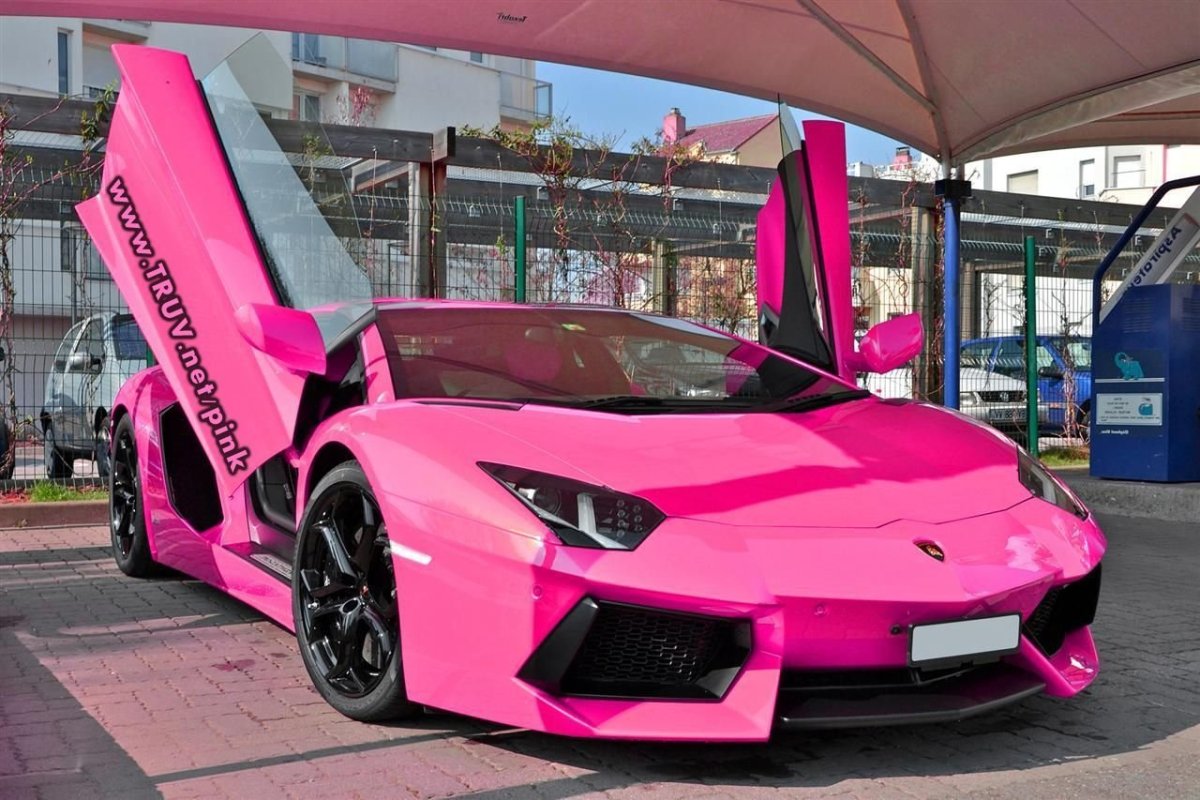 Lamborghini Aventador lp700 розовый