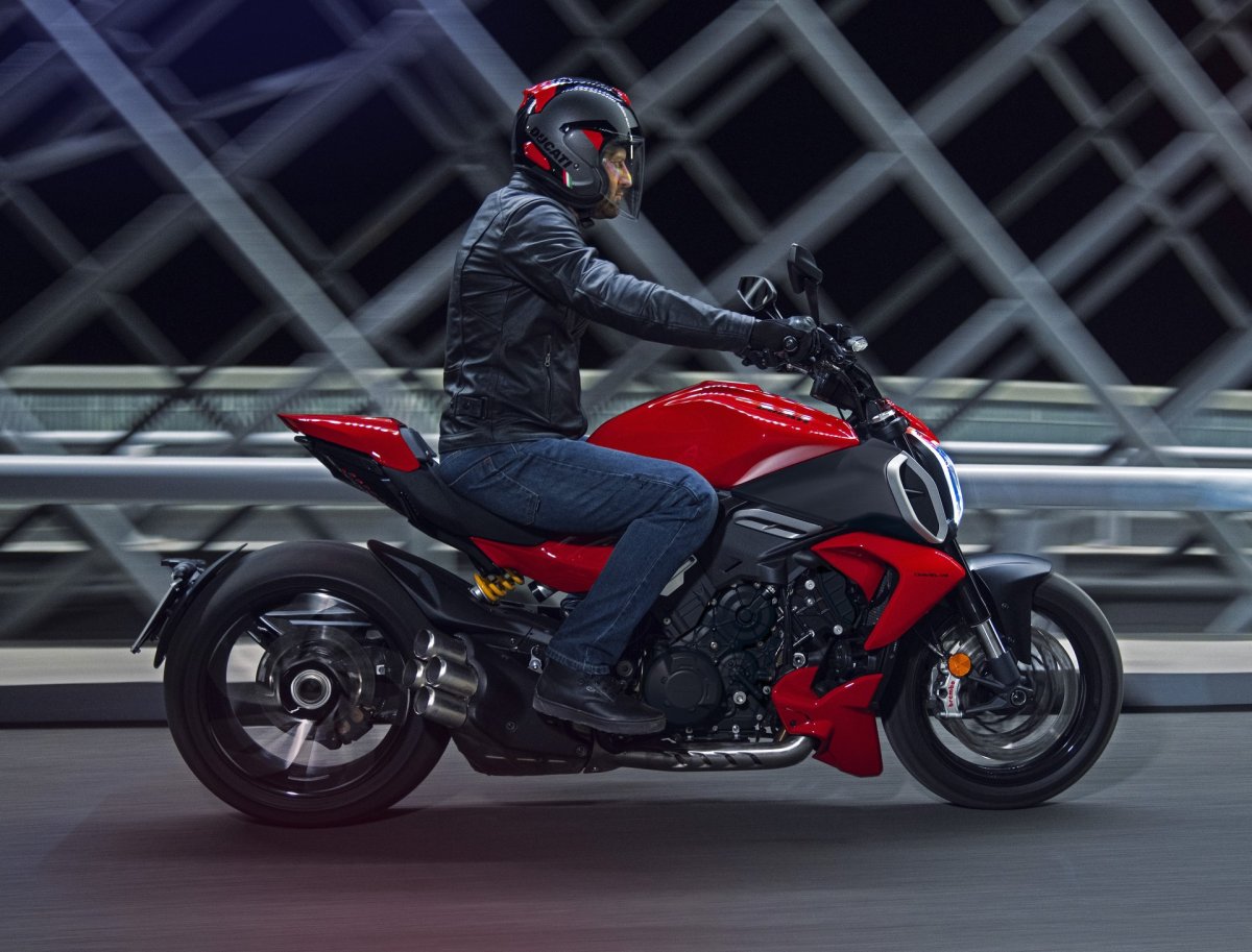 Ducati Diavel heated Grips