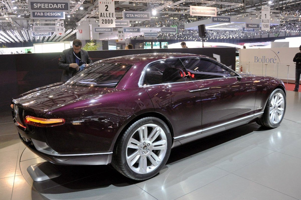 Bertone Jaguar b99
