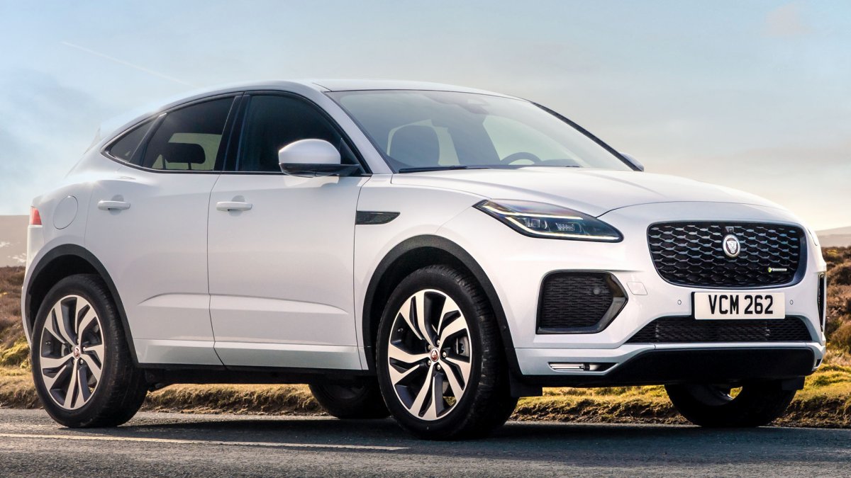 Новый Ягуар e-Pace 2021