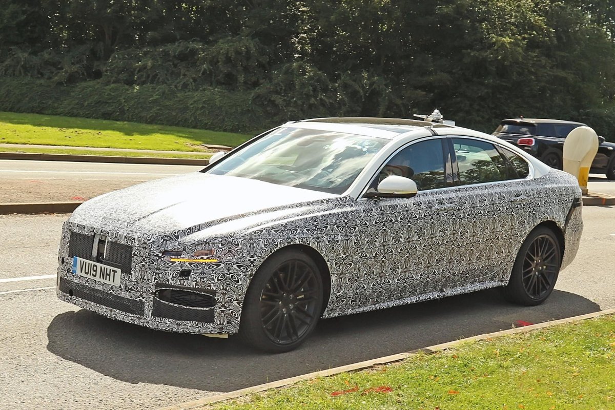 Jaguar XF 2020