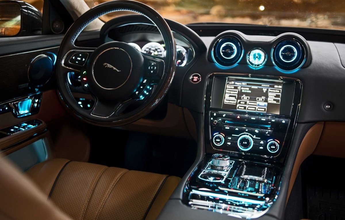Jaguar XJ 2019 салон