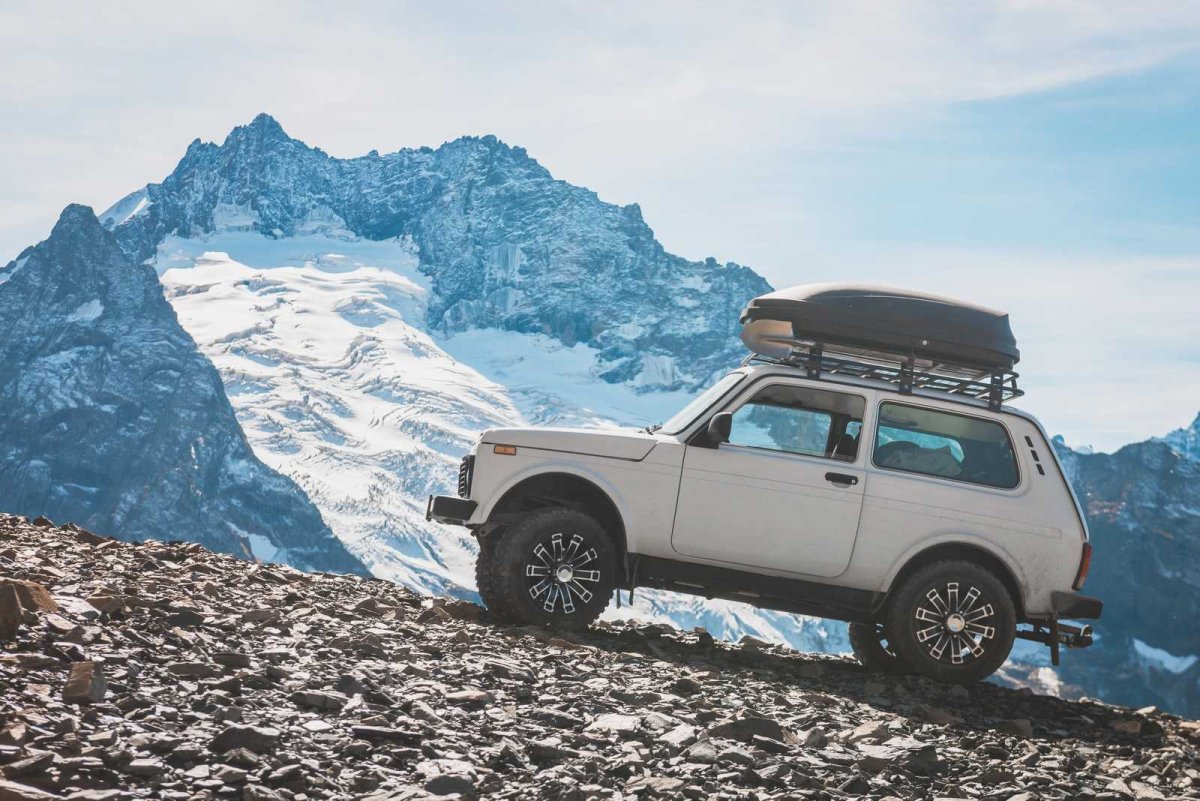 Lada Niva 4x4 Classic горы