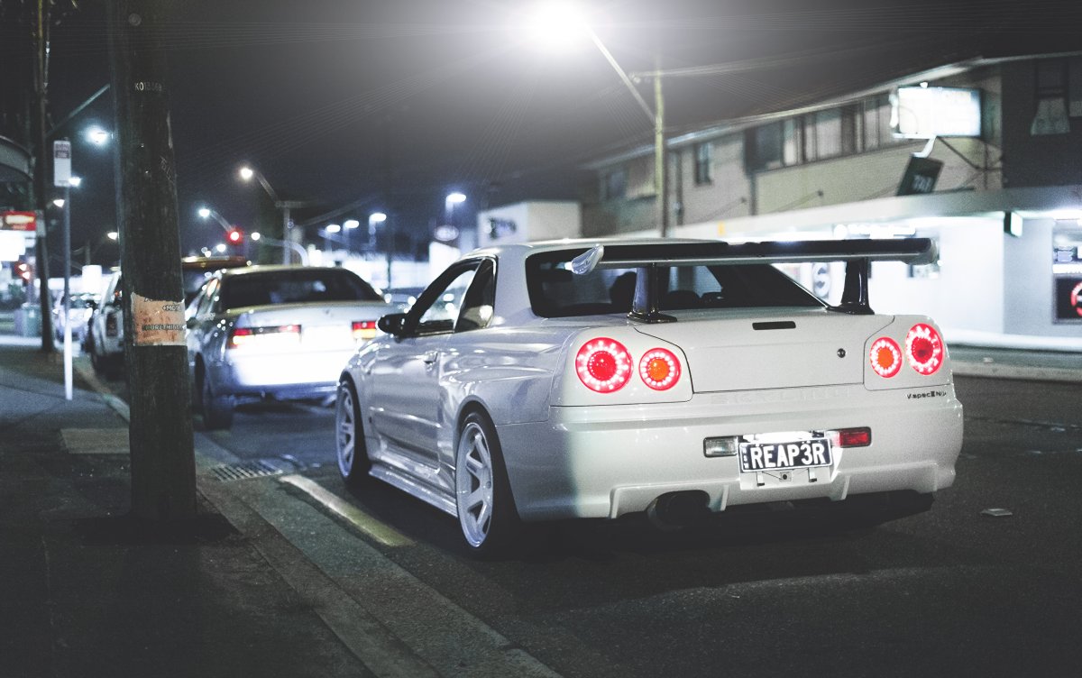 Nissan Skyline GTR r34 White