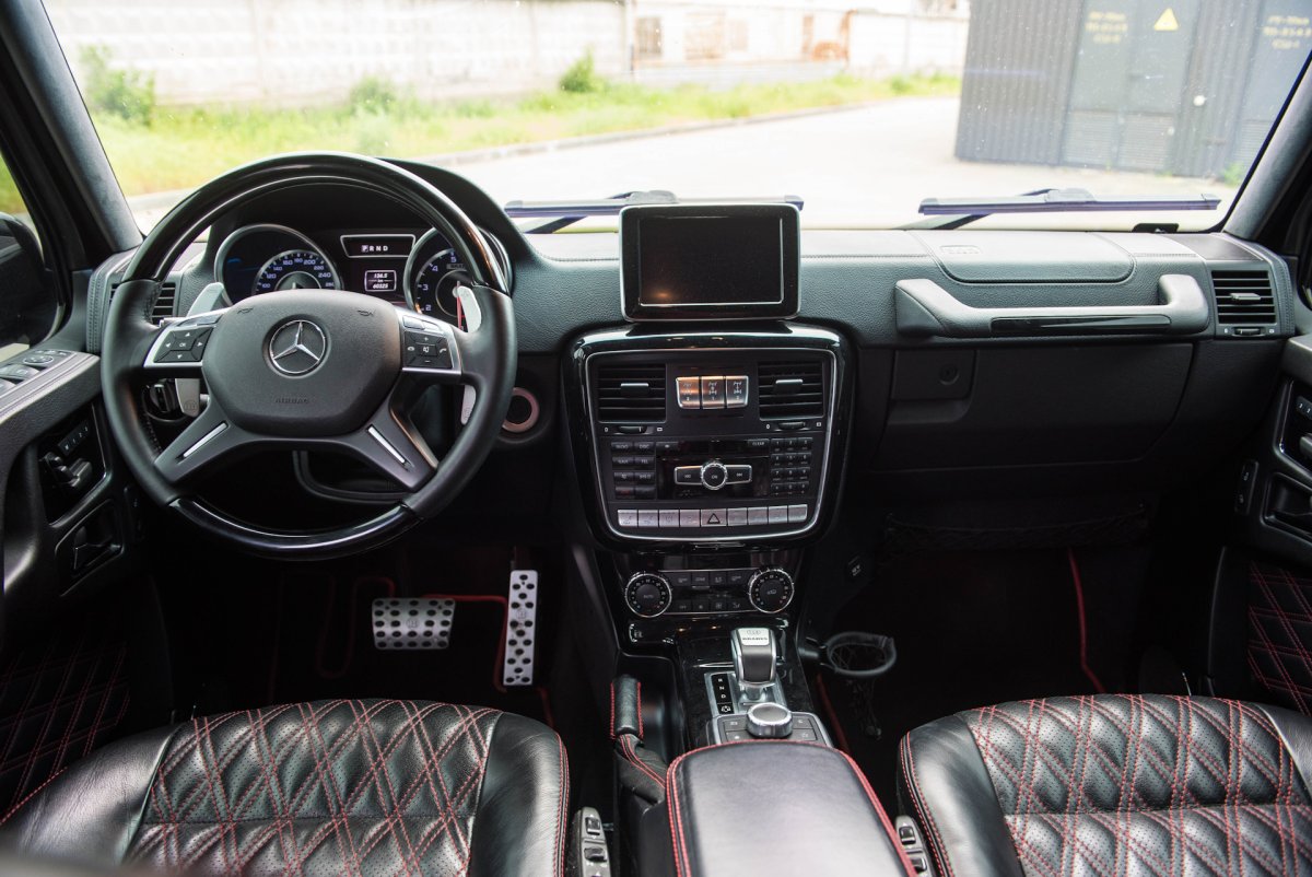 Mercedes Benz g63 AMG Brabus салон