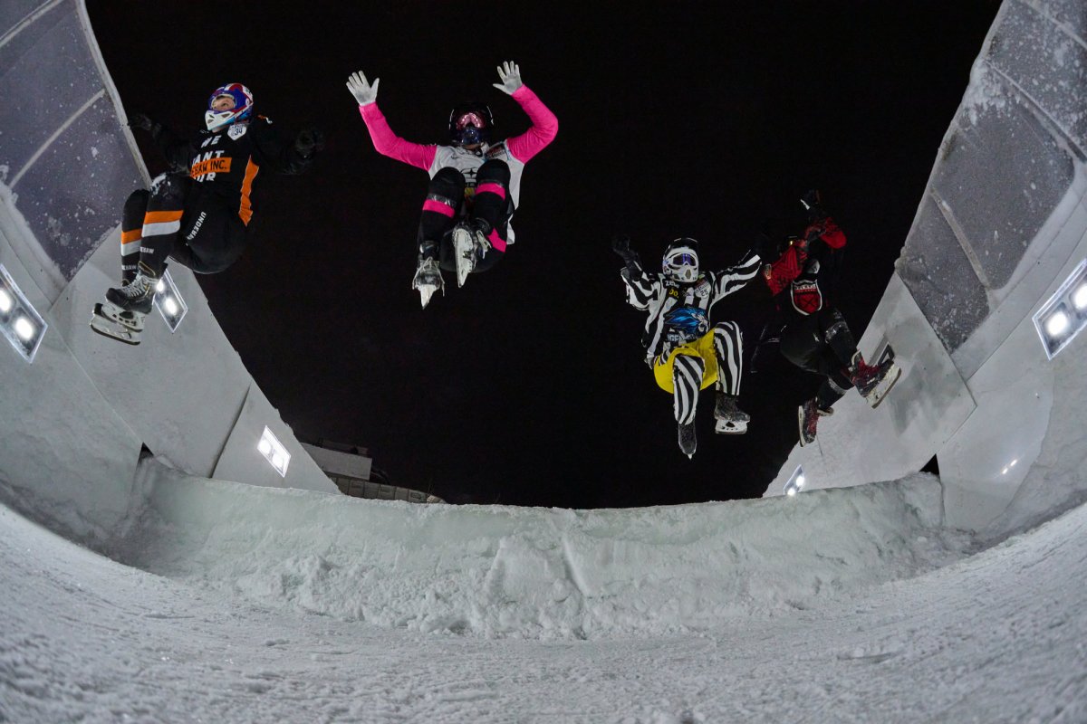 Ice Cross Downhill 2022