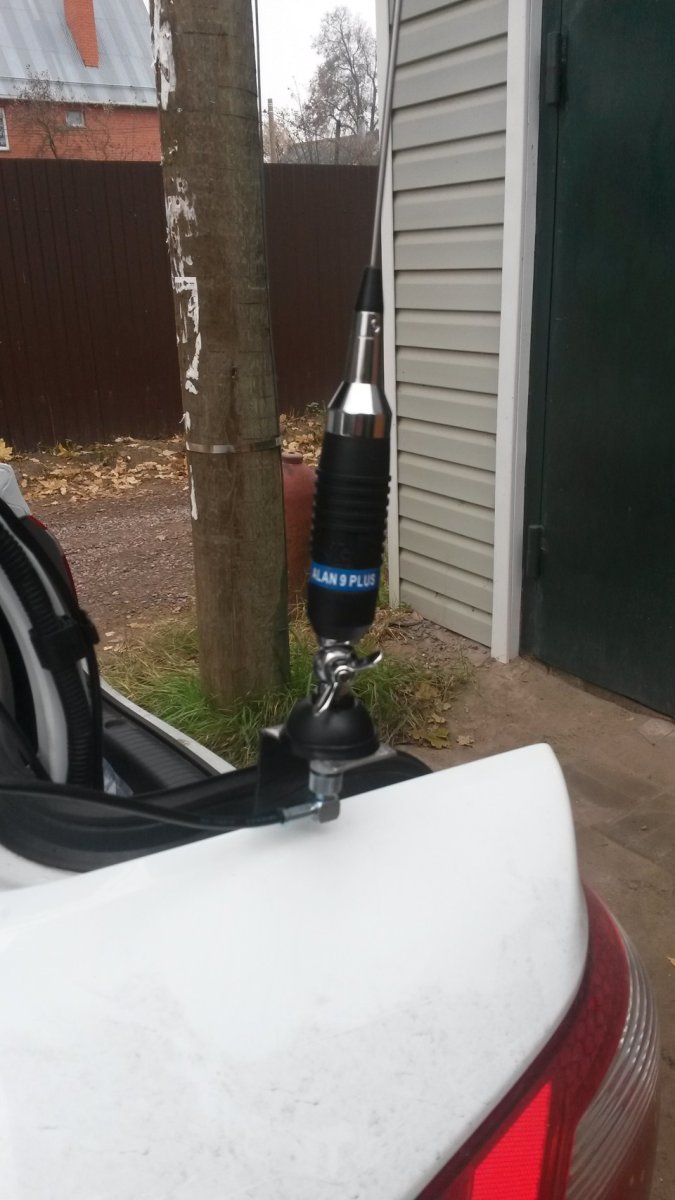 Антенна рации на Киа Рио 3