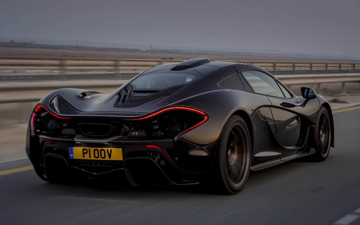 MCLAREN p1 2020