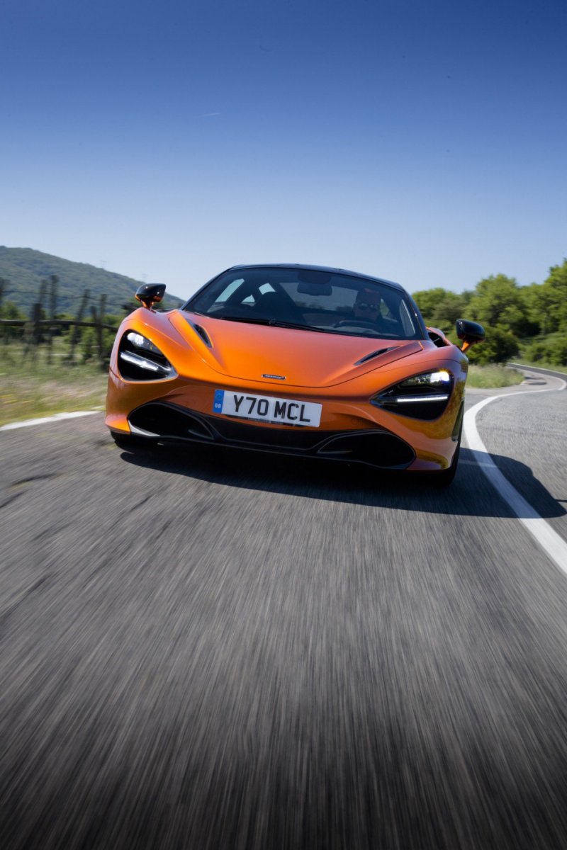 Макларен 720s