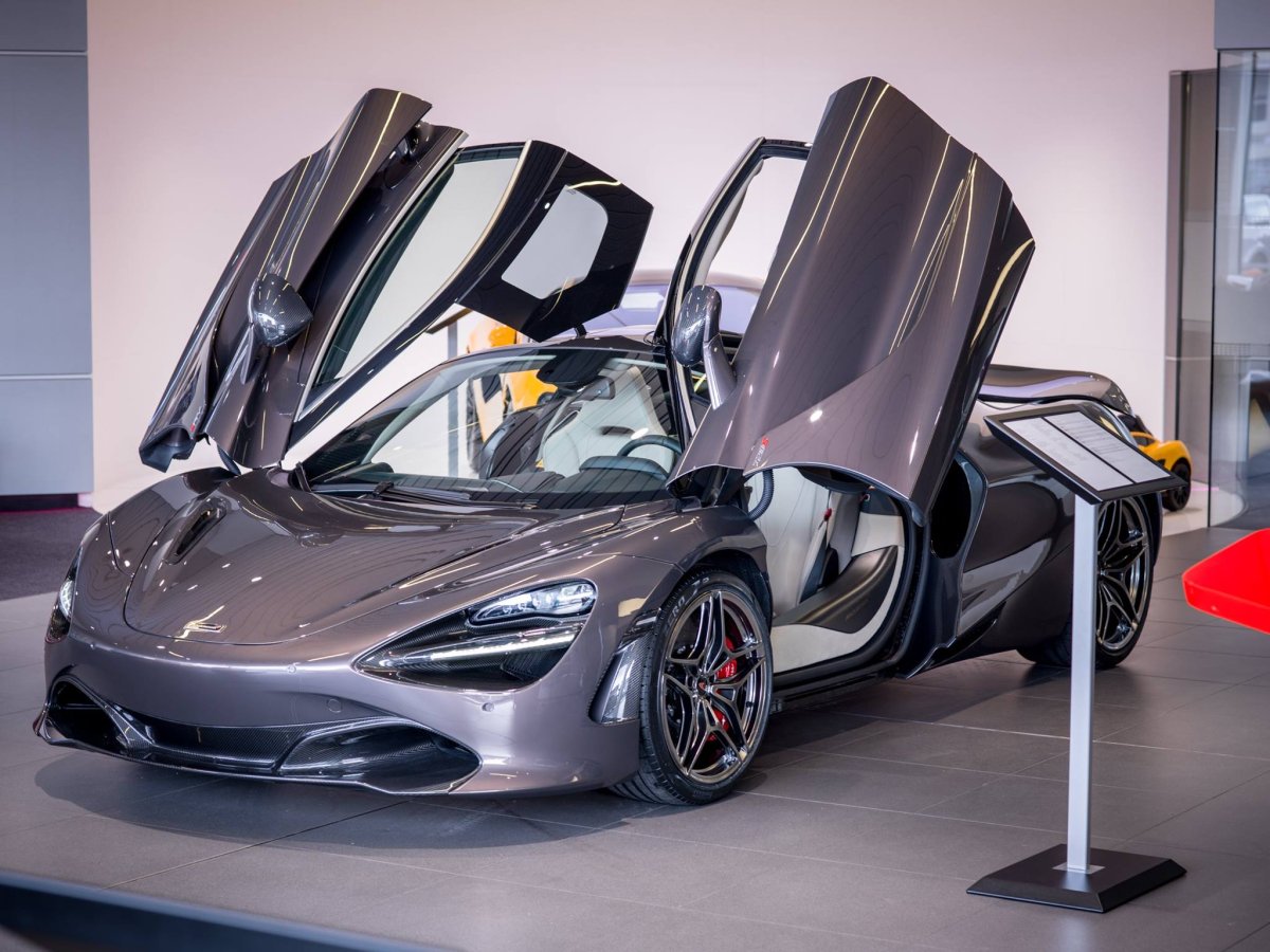 MCLAREN 720s двигатель