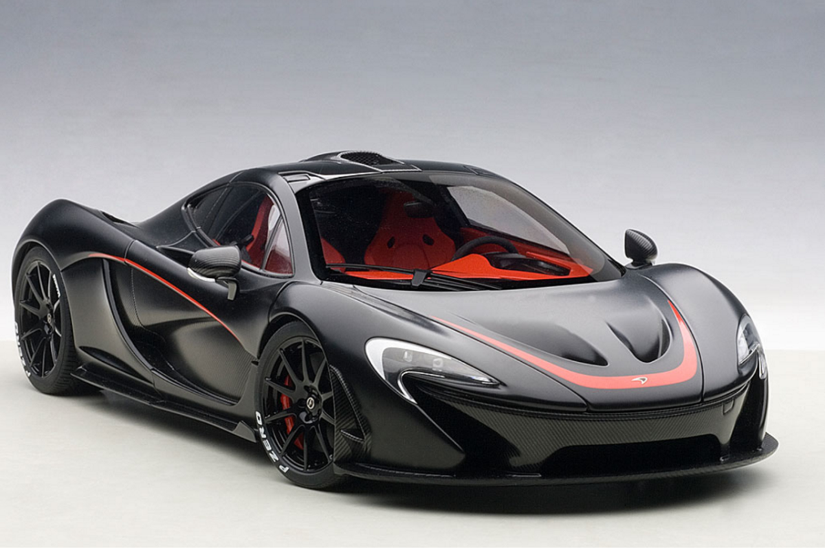 MCLAREN p1 черный матовый