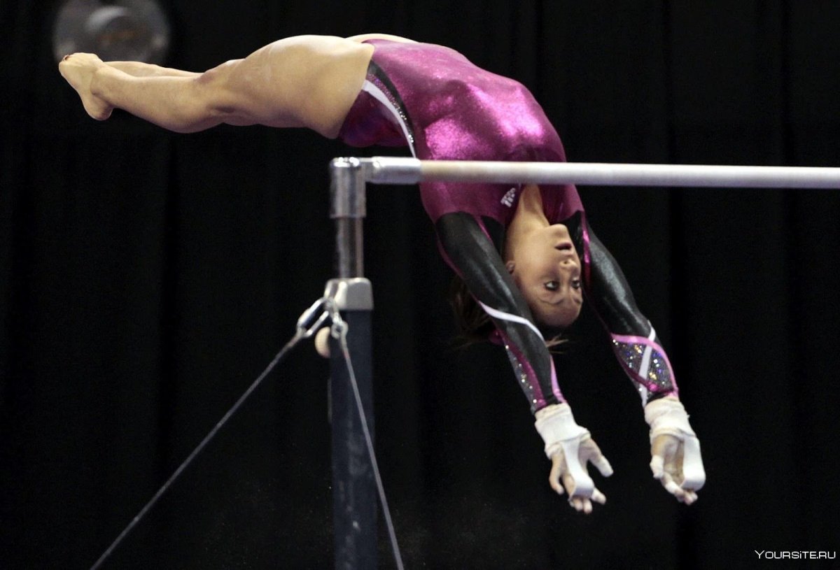 Коннор Маклейн гимнастка