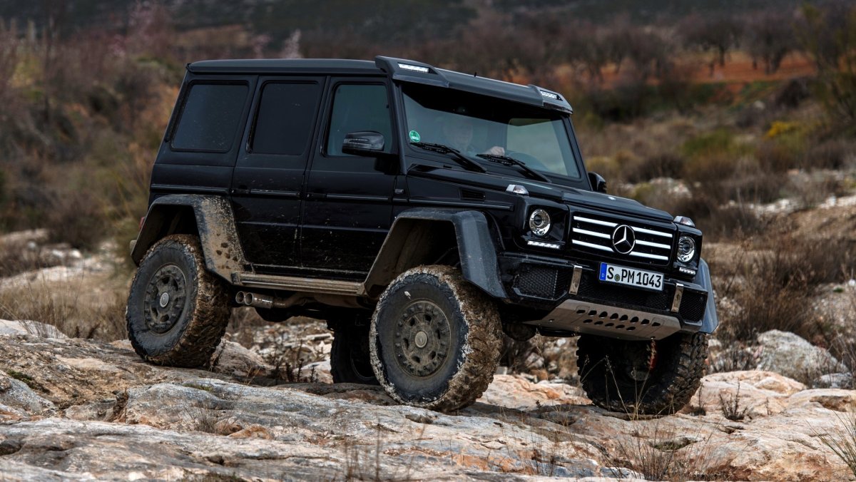 Мерседес Бенц g500 4x4 большой