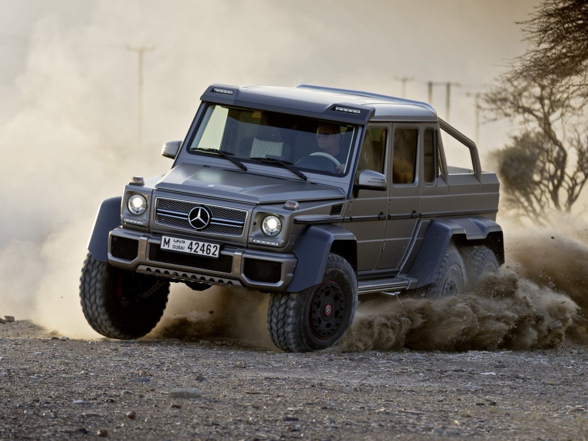 Mercedes g class 8x8