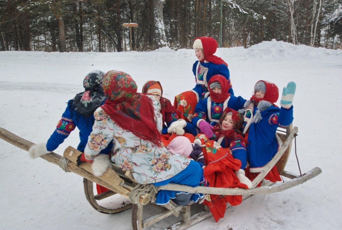 Масленица катание на санках