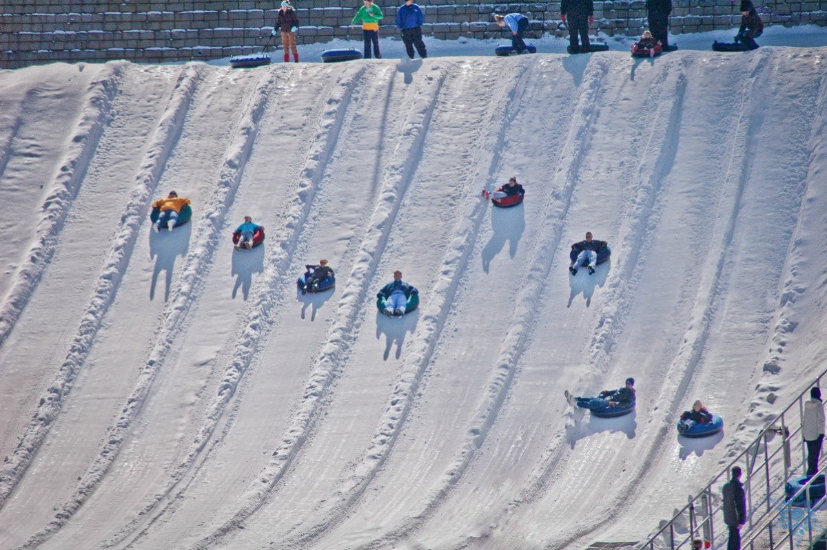 Снежные горки для тюбинга