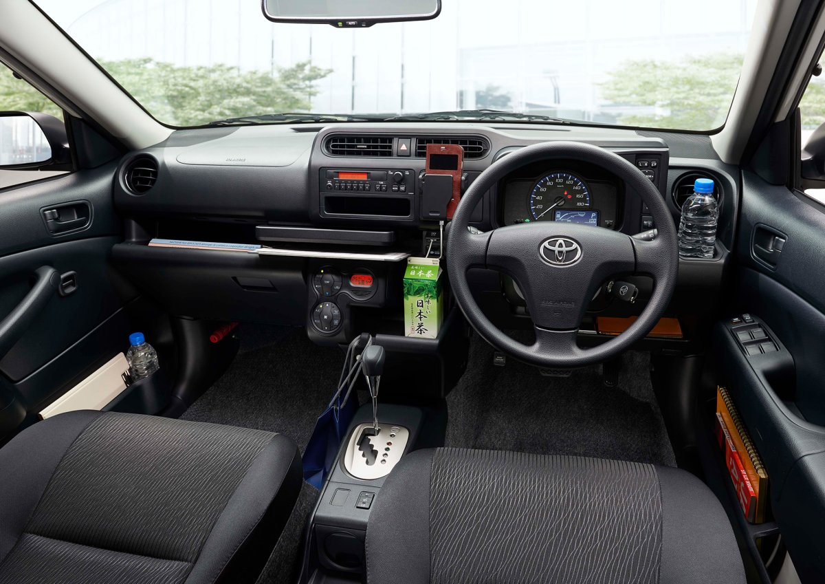 Toyota Probox салон