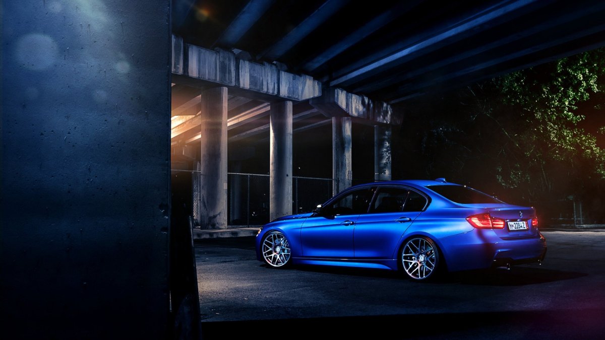 BMW f30 темно синяя