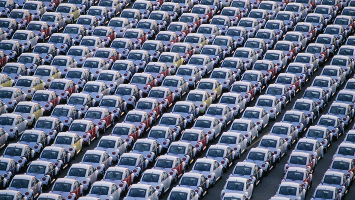 Стоянка непроданных Volkswagen