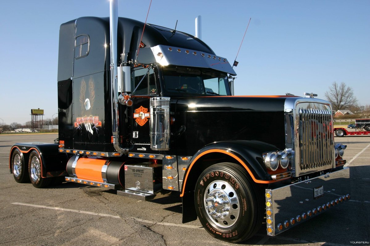 Американский грузовик Peterbilt