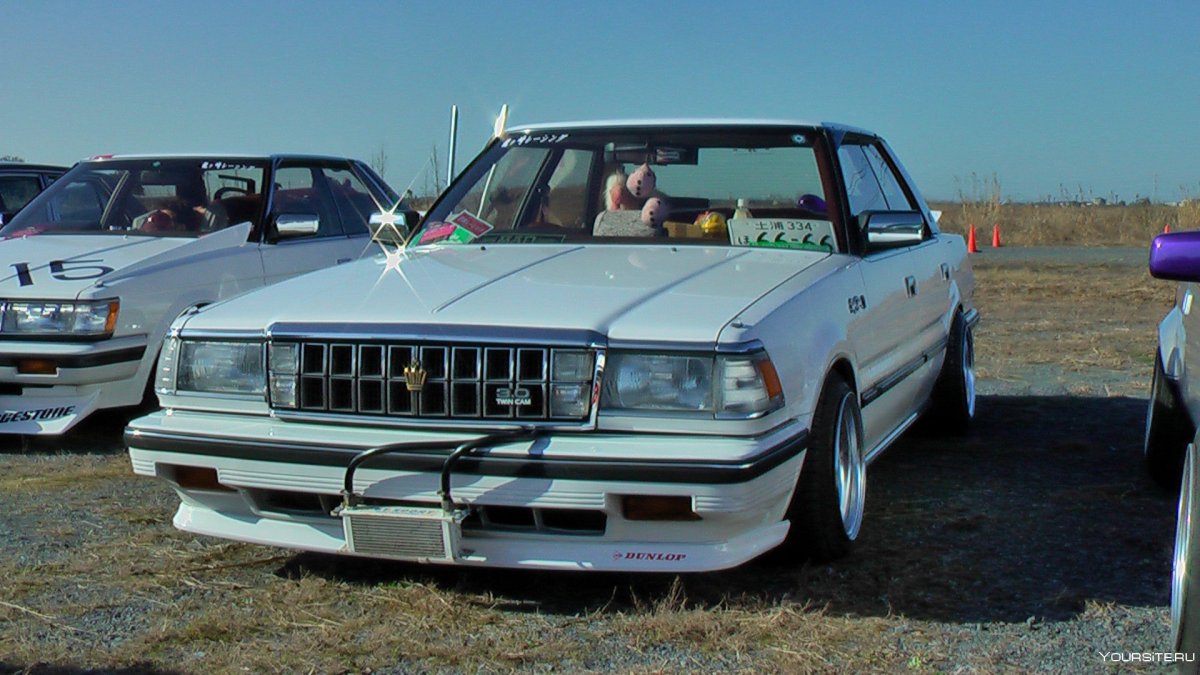Toyota Crown ms130