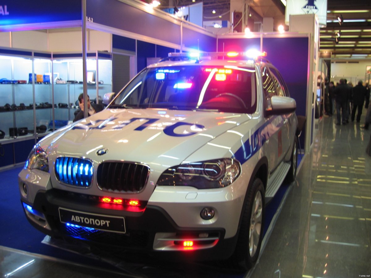 BMW x7 полиция