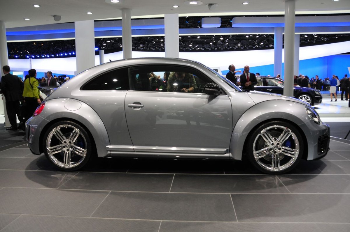 Volkswagen New Beetle версия gt 2015 год