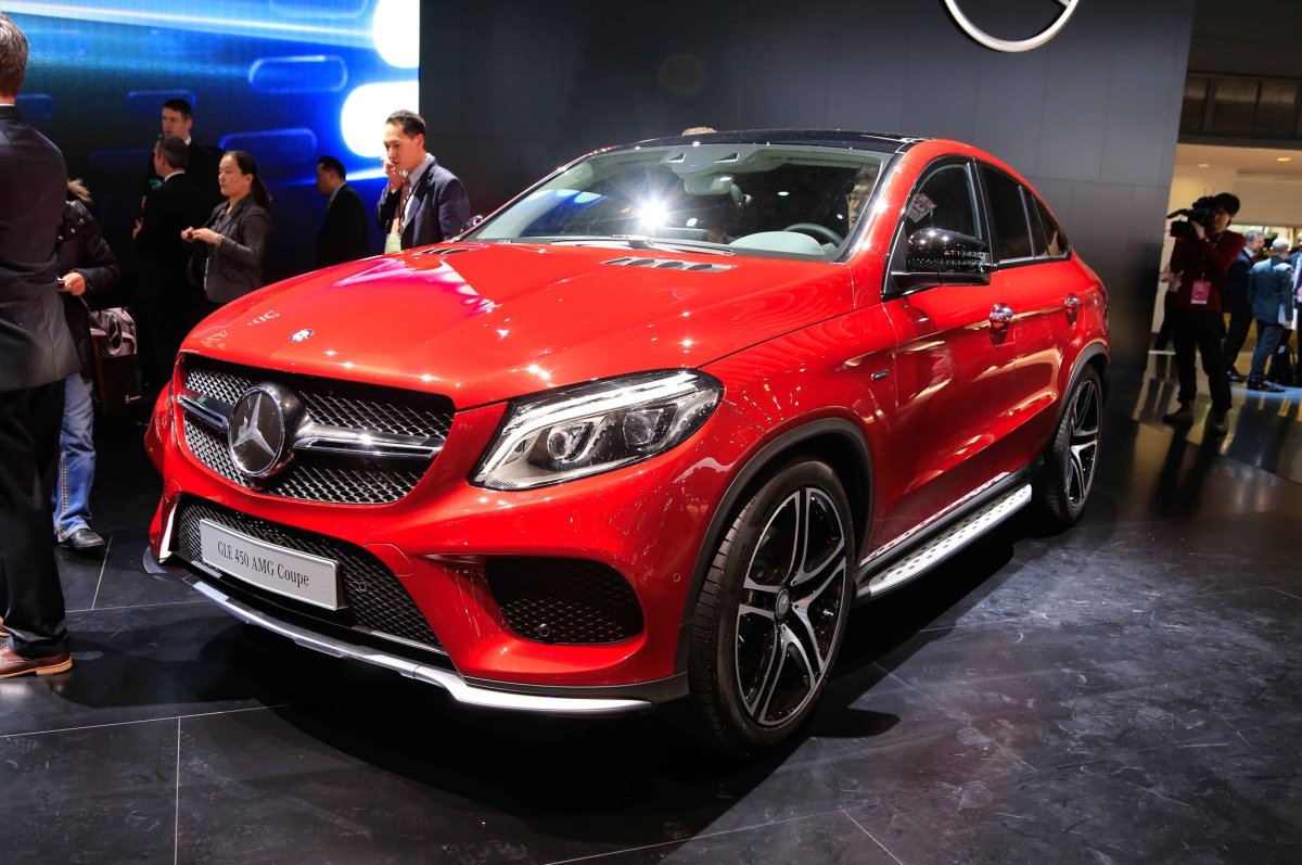 Мерседес GLE Coupe 63s AMG красный