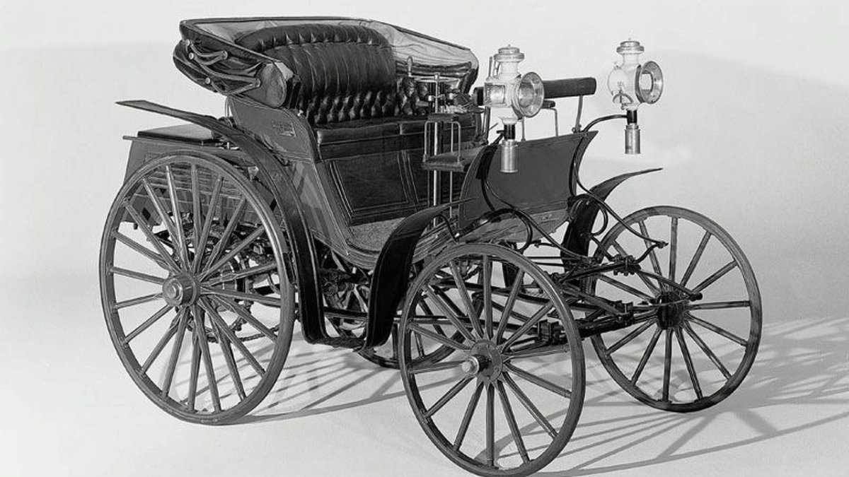 Бенц и Даймлер первый в мире автомобиль