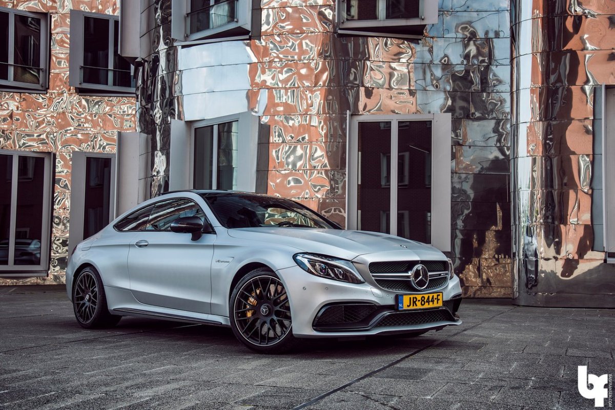 Mercedes c63s AMG 2021