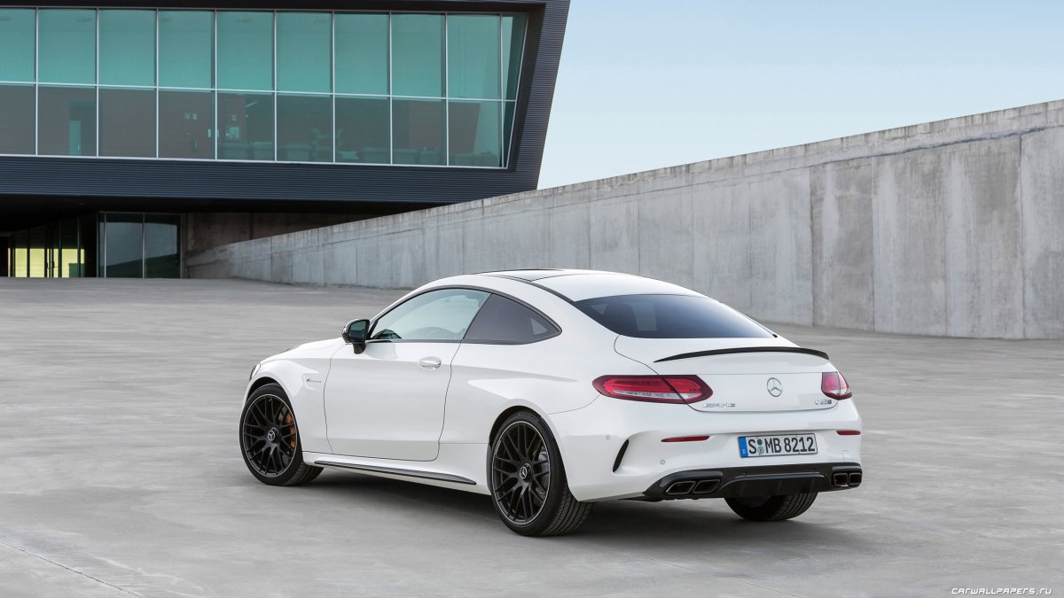 Mercedes Benz c63 AMG Coupe