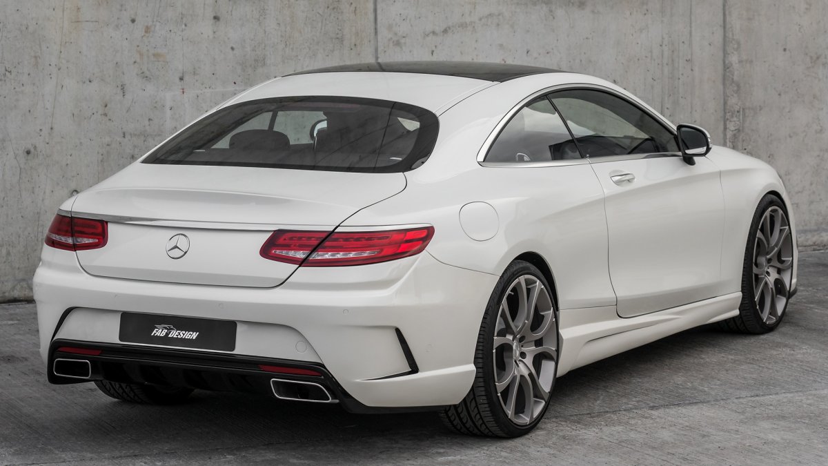 Мерседес s63 AMG купе сзади