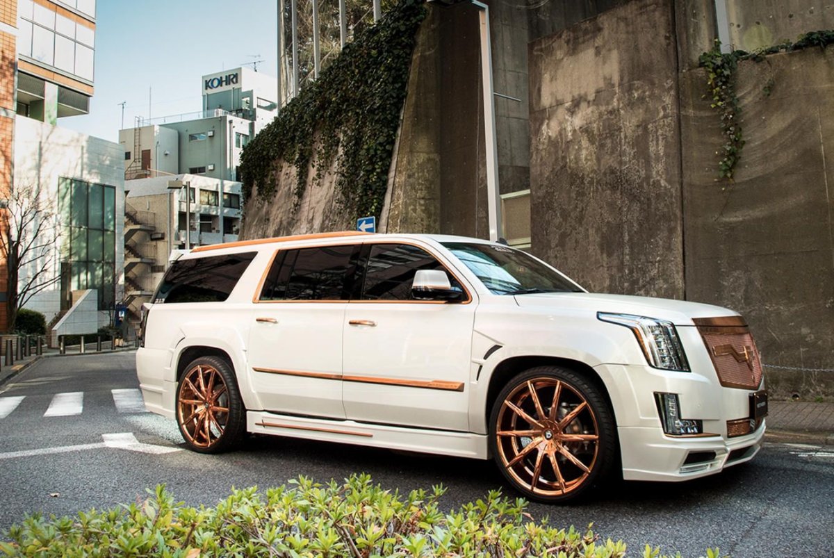 Cadillac Escalade Lexani