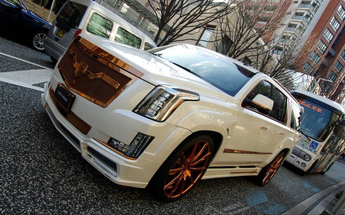 Кадиллак Escalade