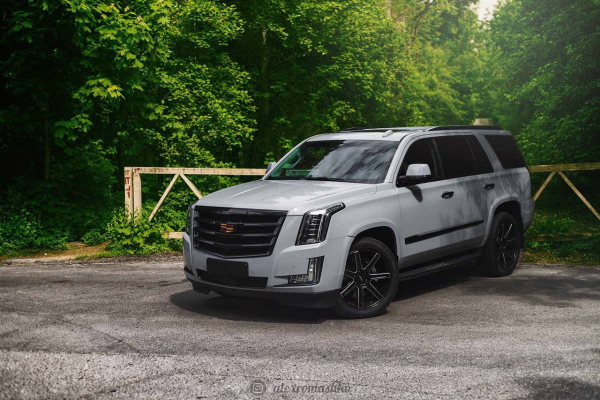 Cadillac Escalade 2018 антихром