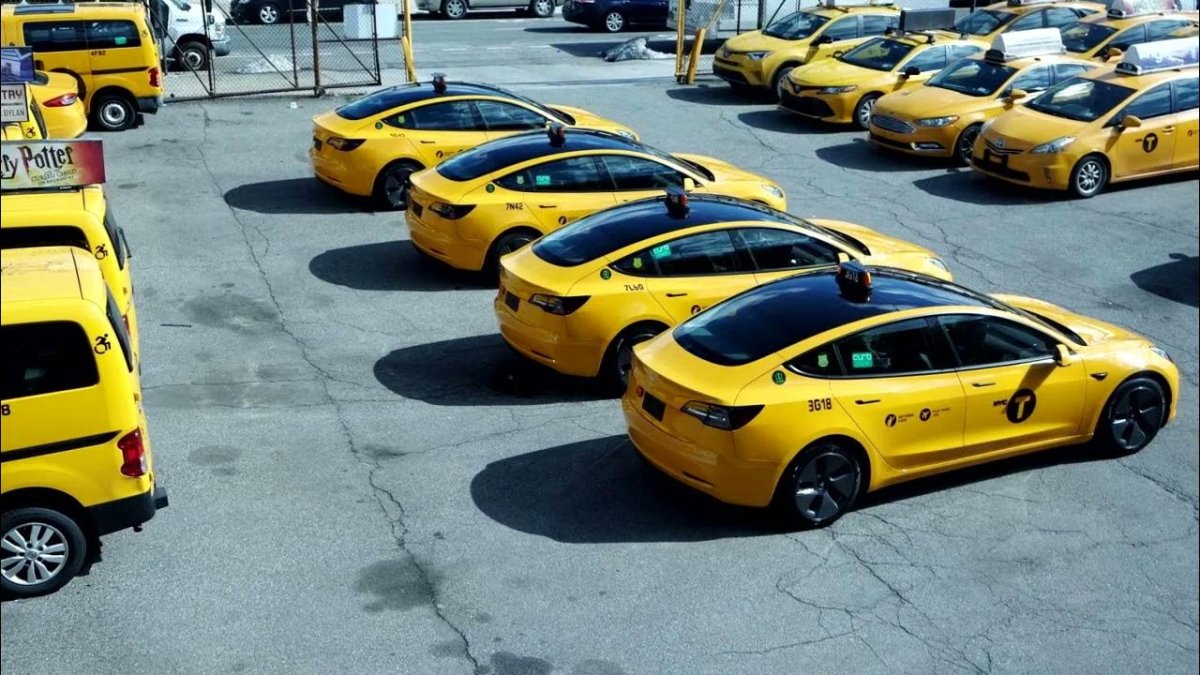 Tesla такси