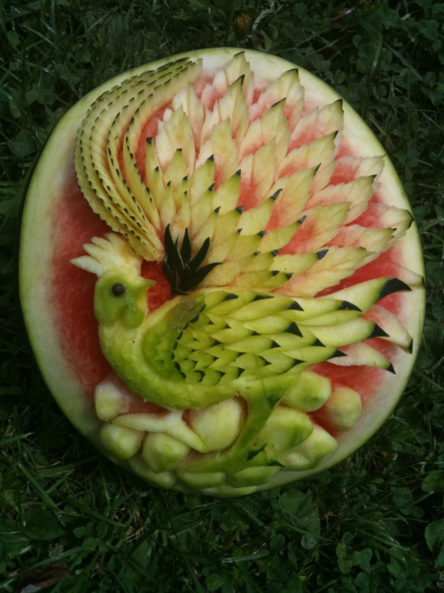 Карвинг из арбуза