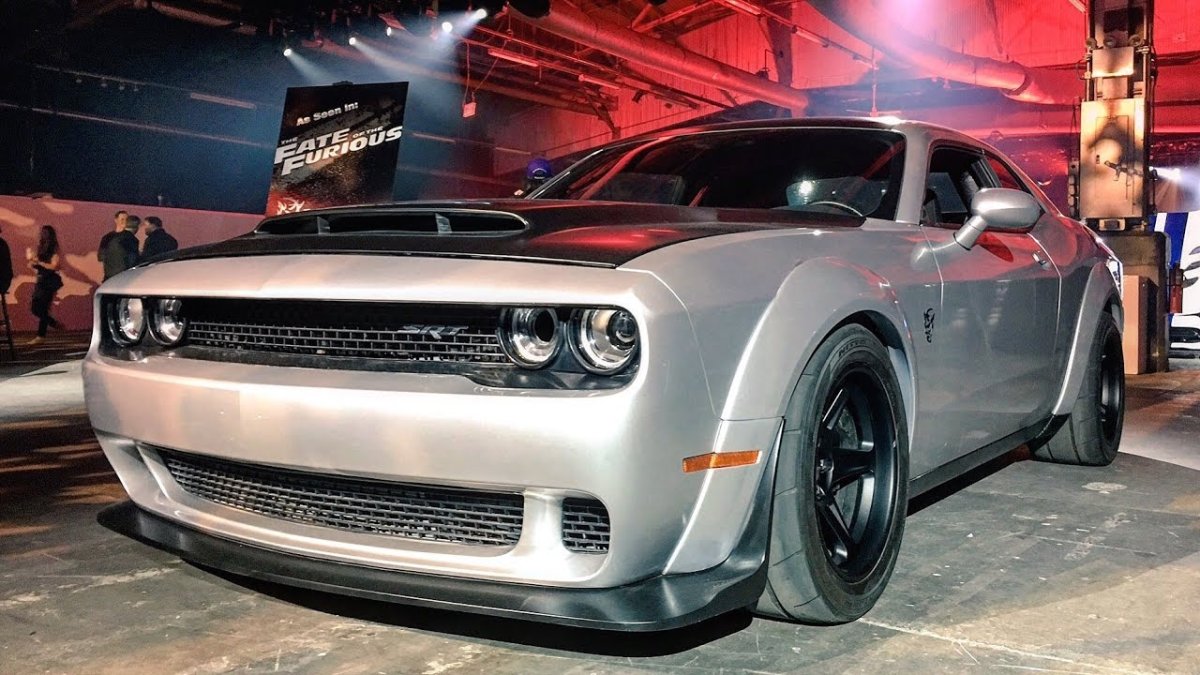 Dodge Challenger srt8 Форсаж