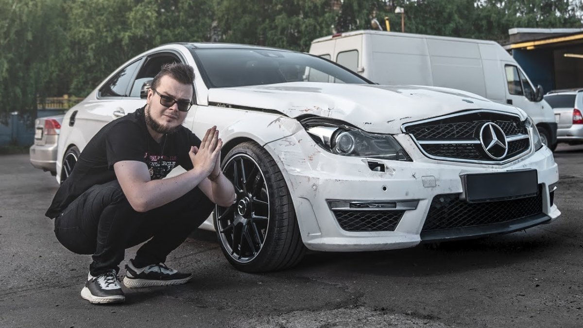 Mercedes Булкина c63