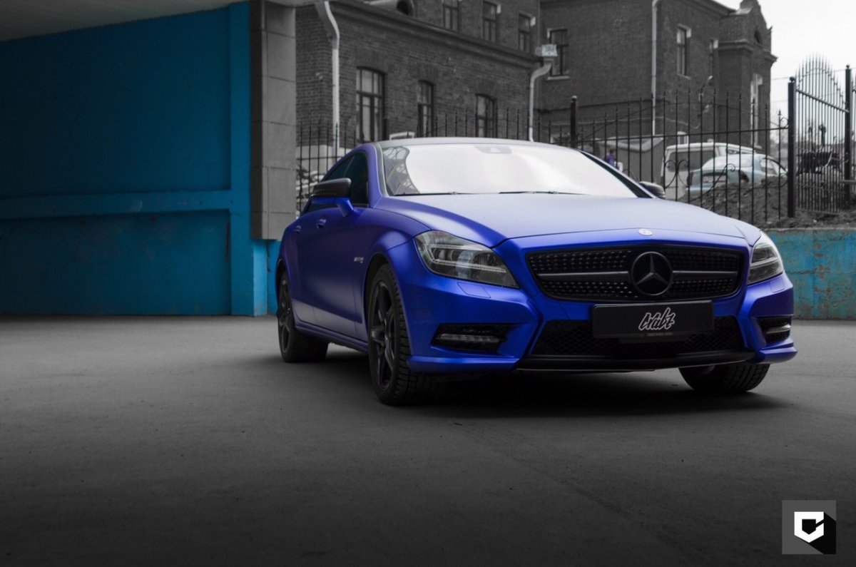 Мерседес CLS синий