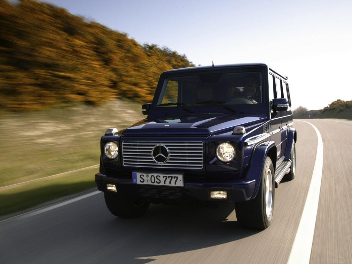 Mercedes Benz g55