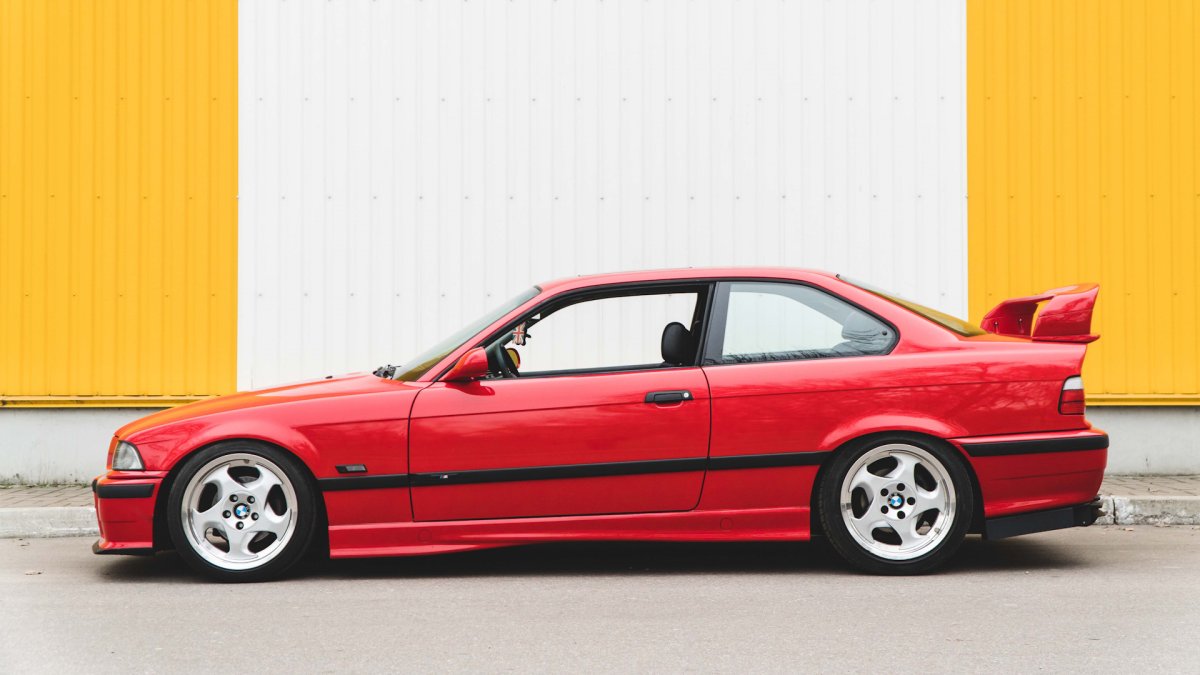 BMW e36 Coupe Red