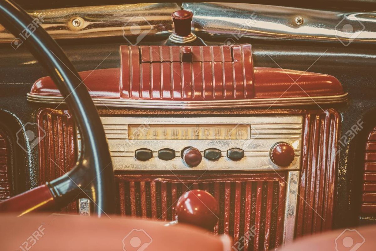 Radio in old car