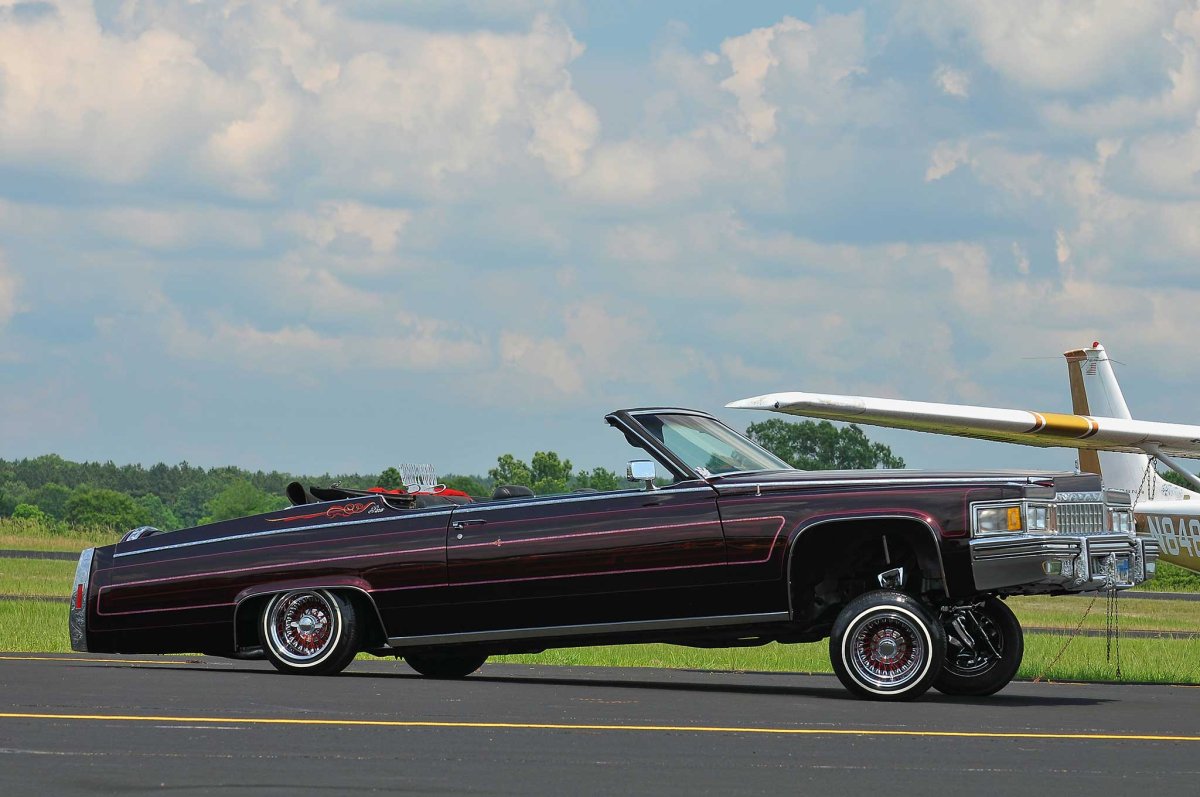 Cadillac Coupe Deville 1976 Lowrider
