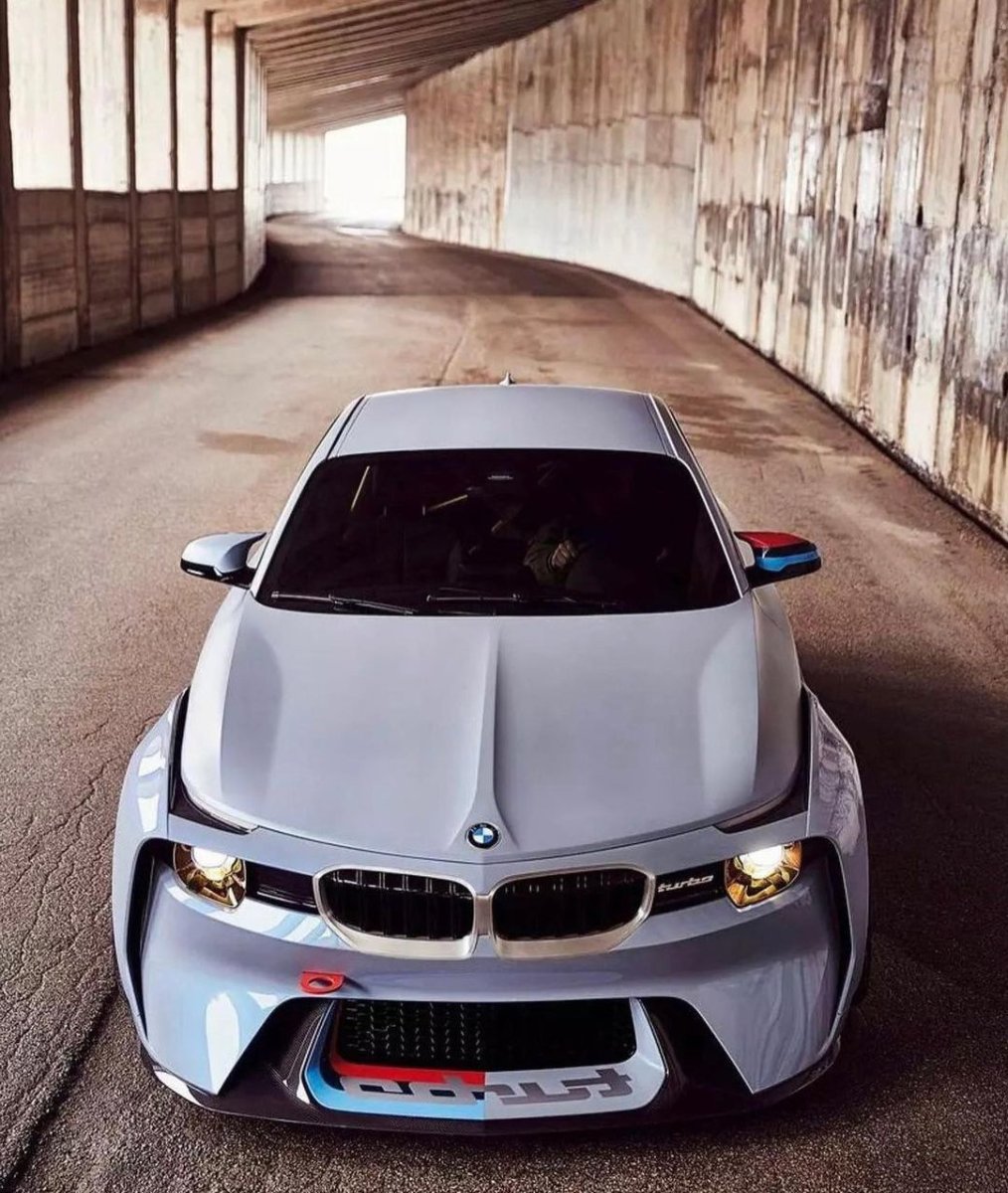 BMW 2002 hommage Concept