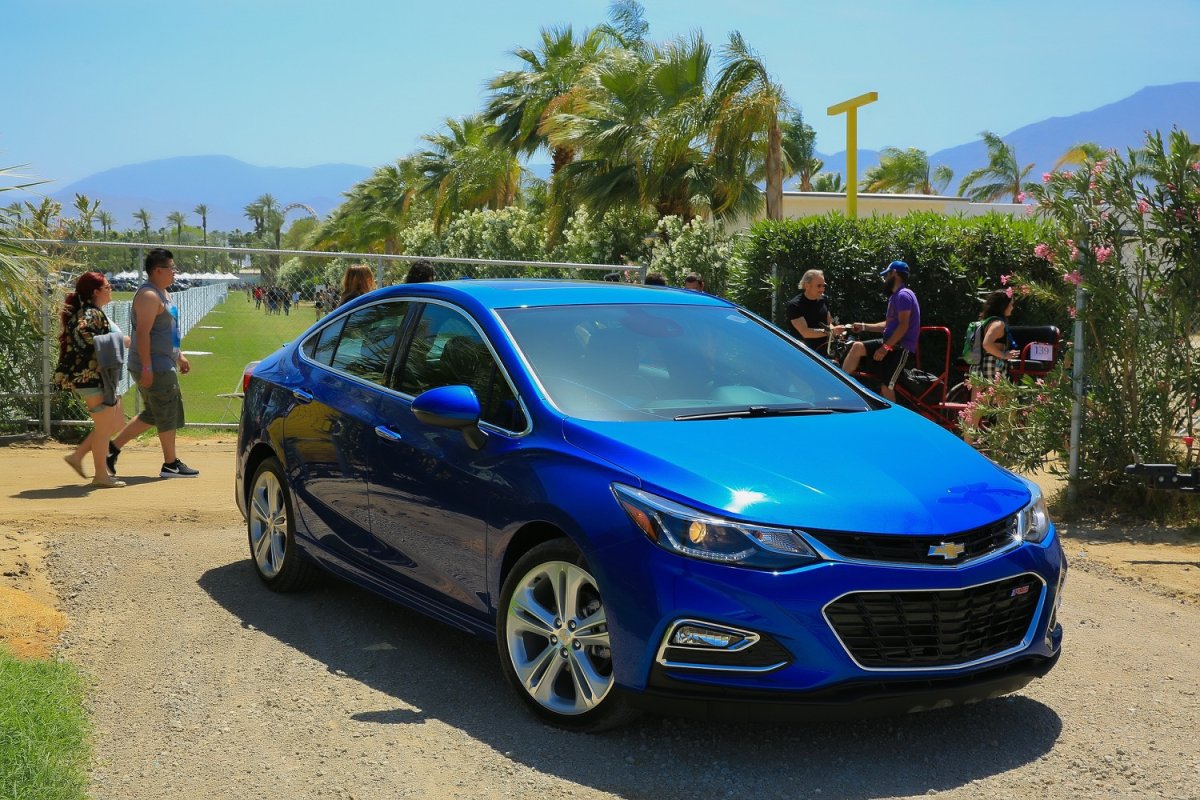 Chevrolet Cruze 2017 седан