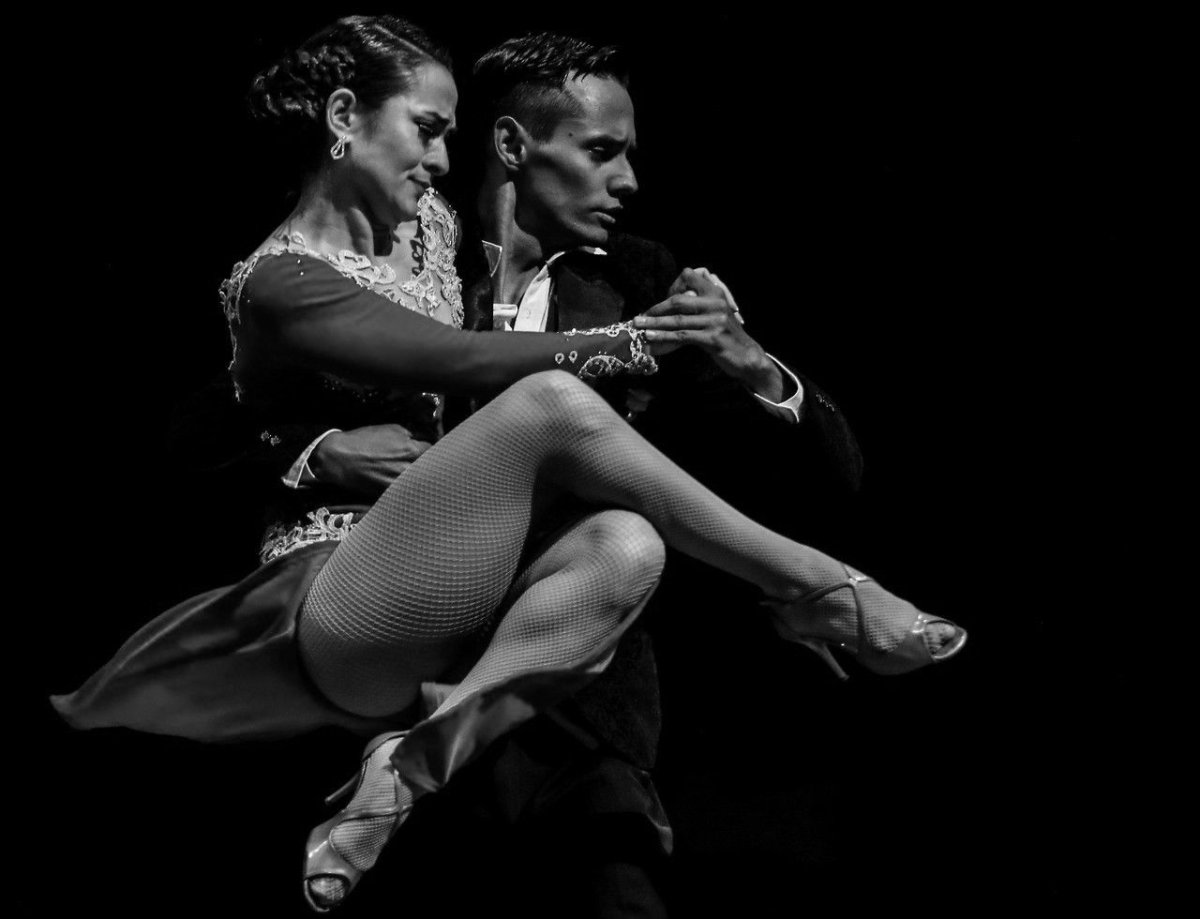 Танцовщица танго