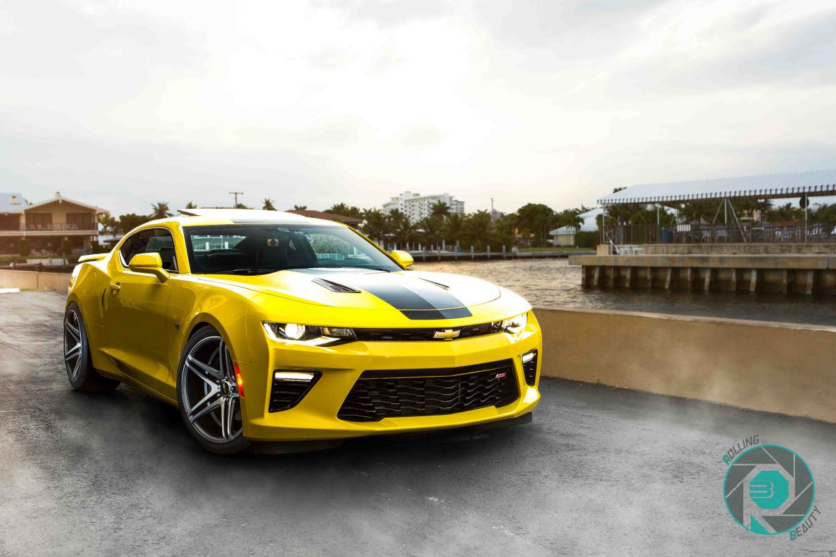 Chevrolet Camaro SS 2016 Yellow